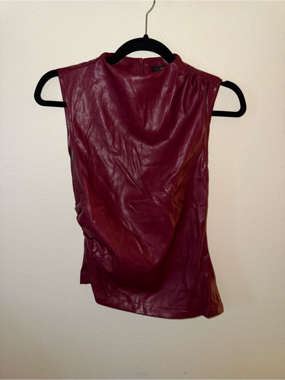 Forever 21 Sleeveless Faux Leather Top in Burgundy